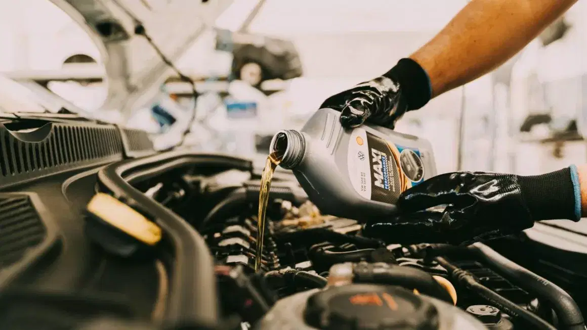 3 Signs Your Car’s Engine Oil Might Be Running Low